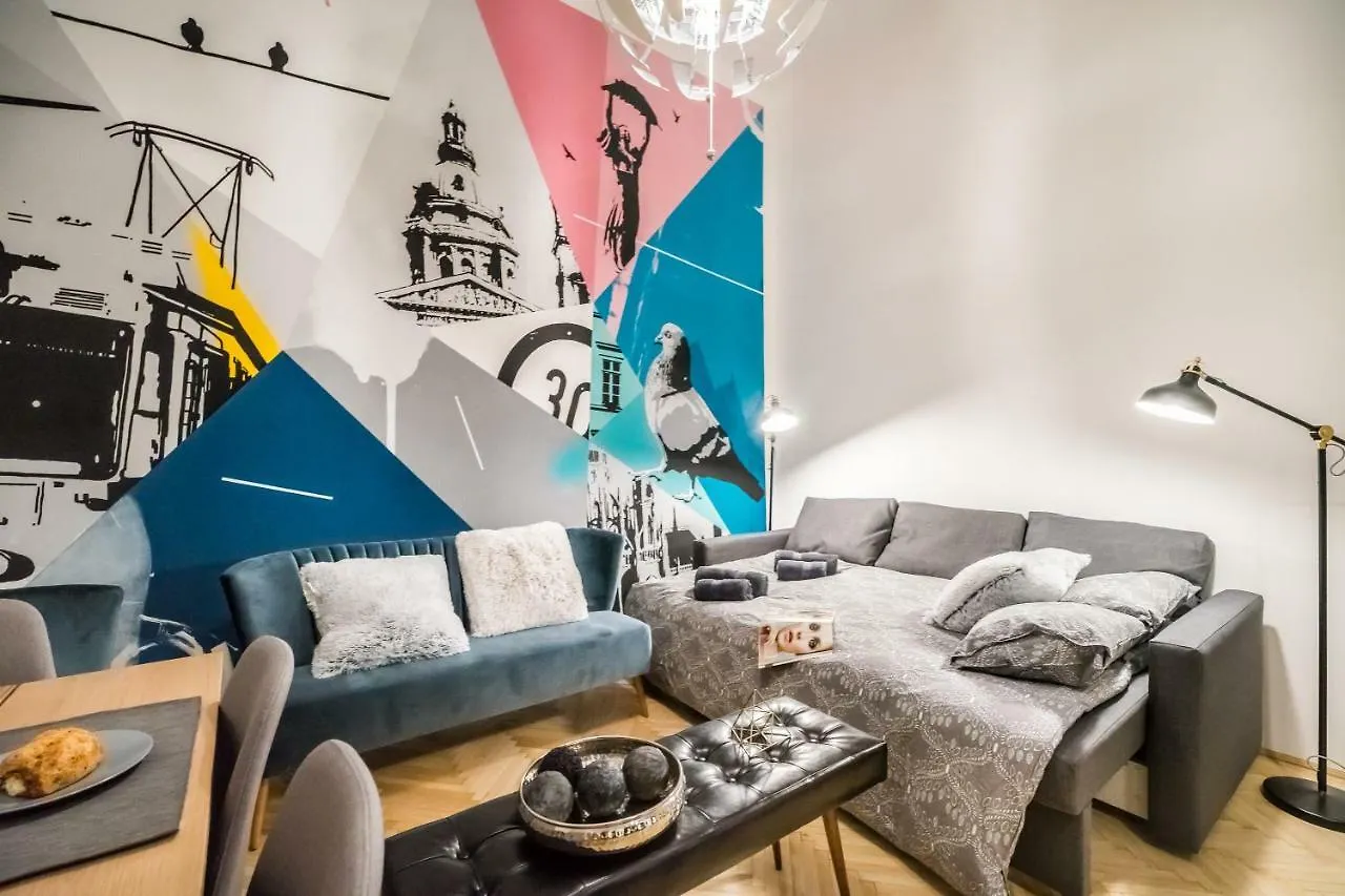 Bpr Colorlib Art Apartment Будапешт