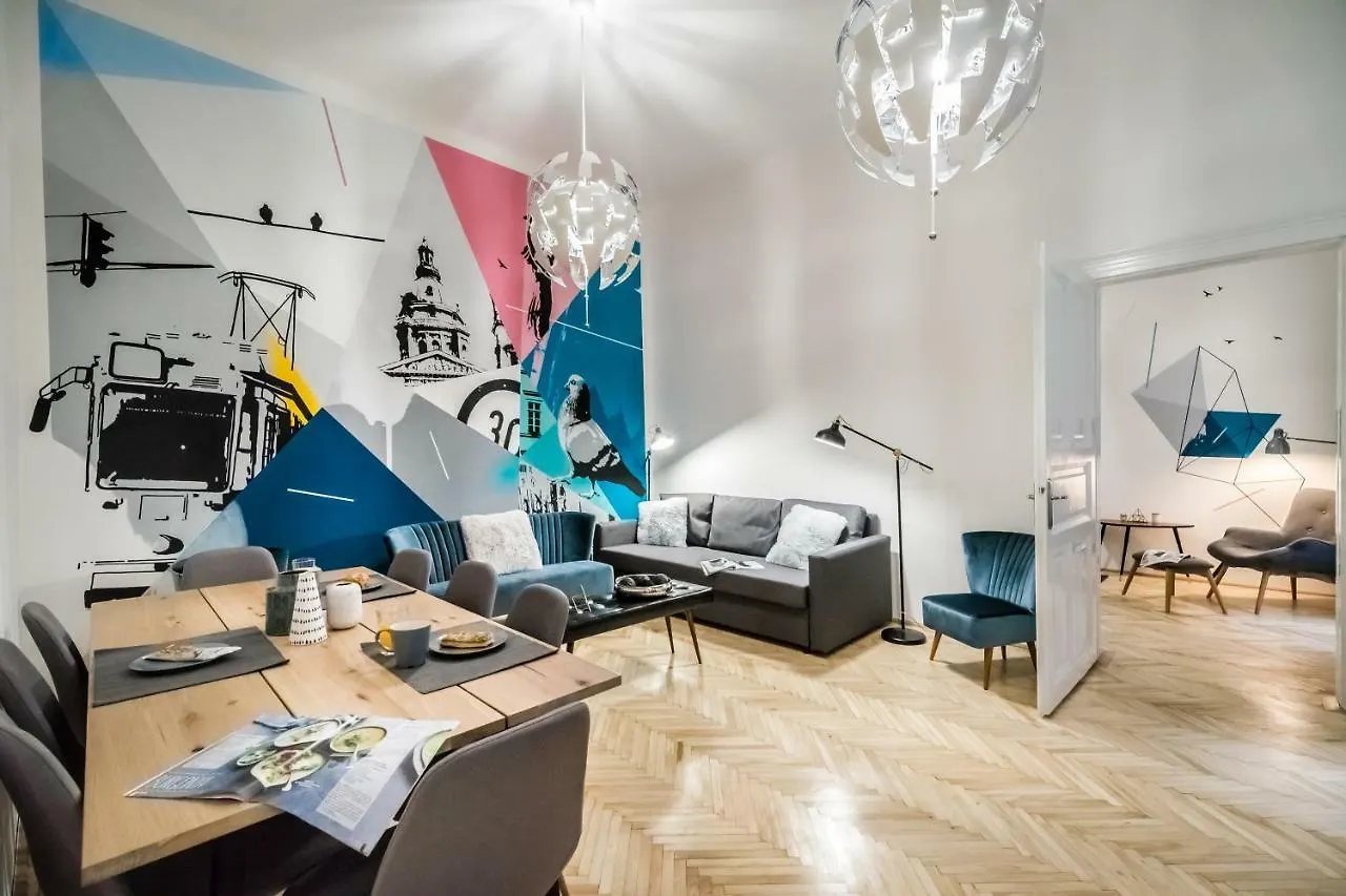 Bpr Colorlib Art Apartment Будапешт