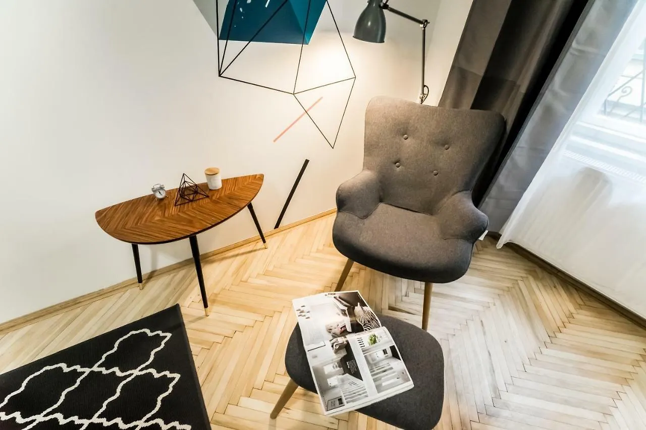 Bpr Colorlib Art Apartment Будапешт