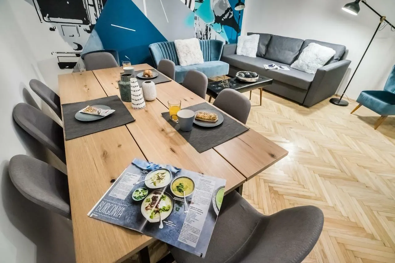 Bpr Colorlib Art Apartment Будапешт